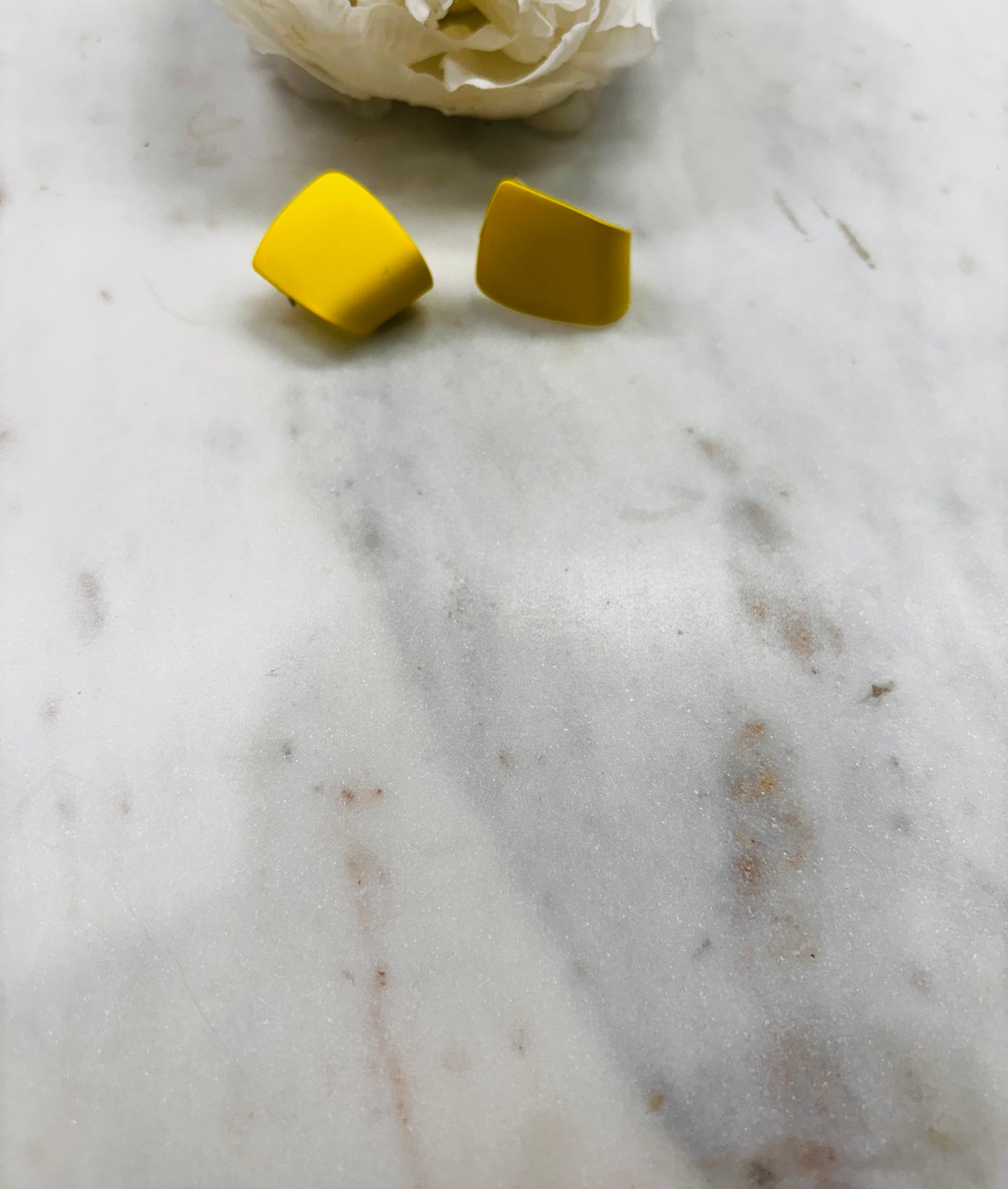 Small Changes Earrings - Yellow
