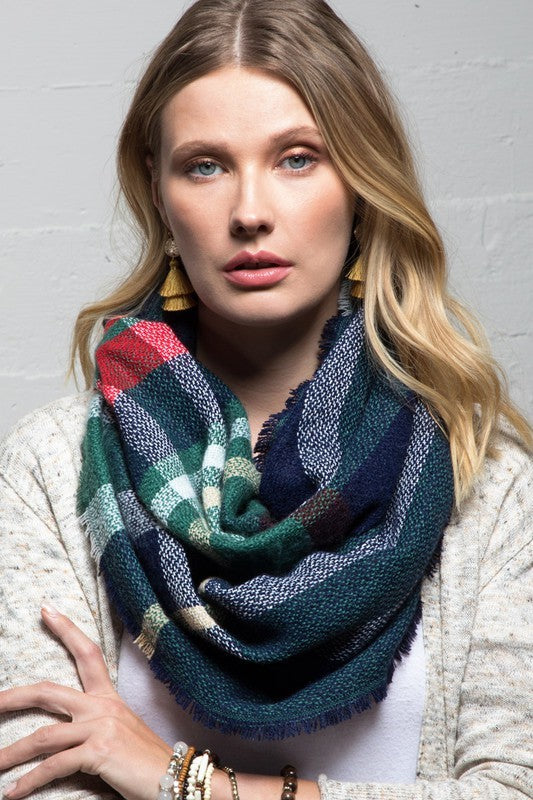 Cozy Up Infinity Scarf - Green
