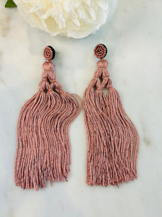 Curtain Call Earrings - Nude Pink