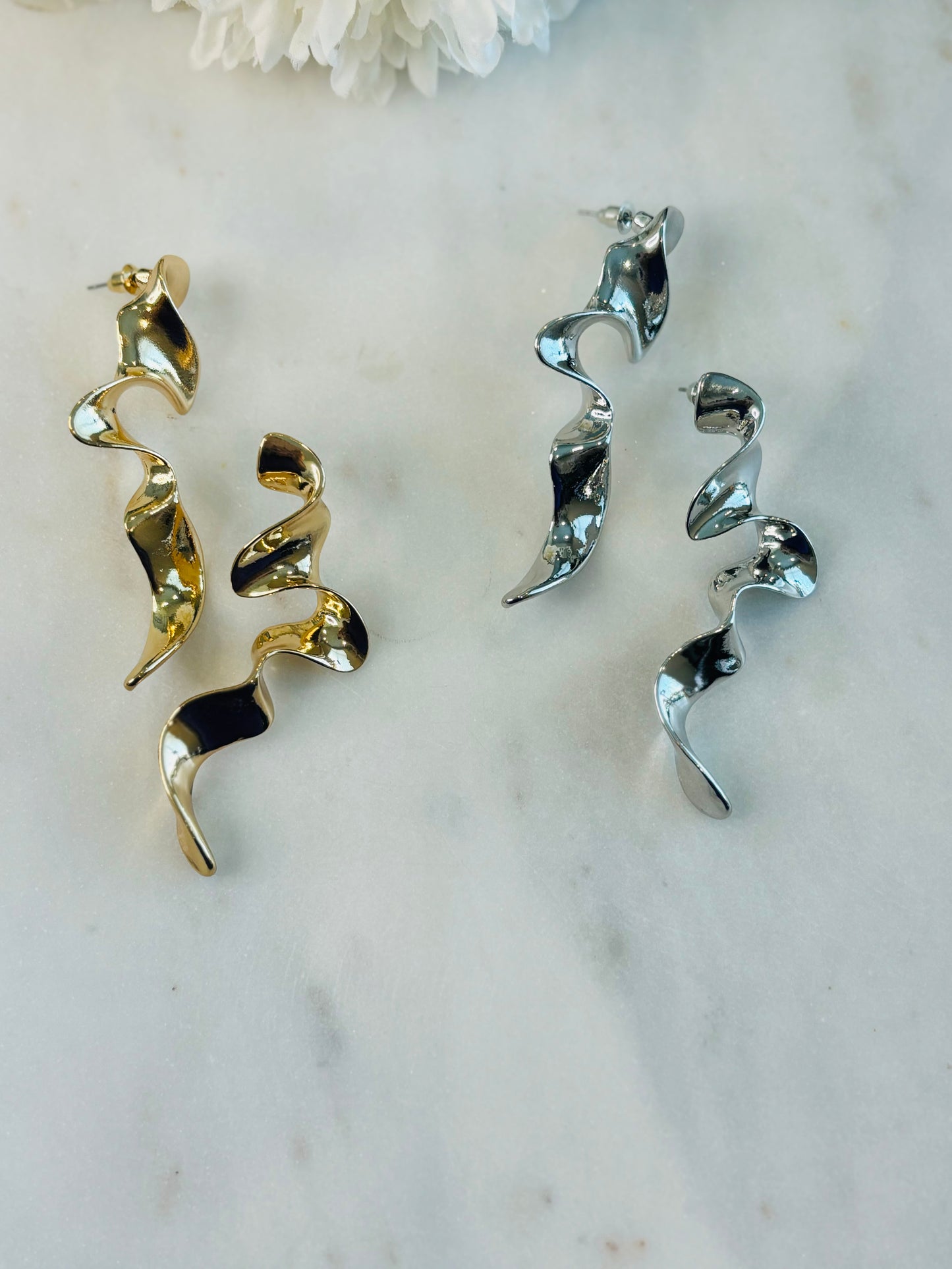 Sliding Thru Gold Earrings