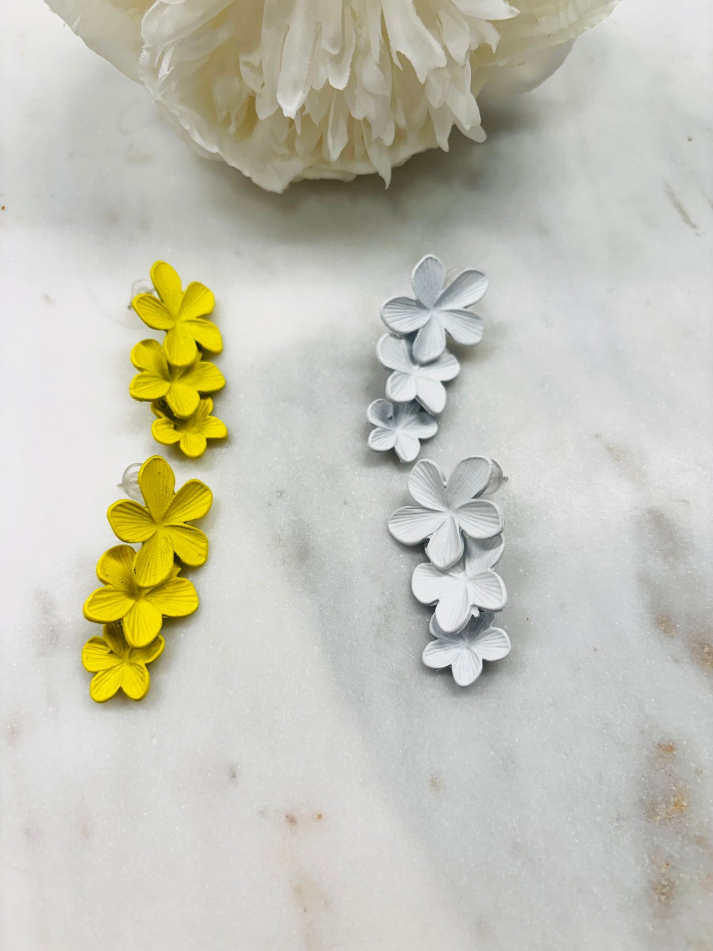 Spring Petals Earrings - Yellow