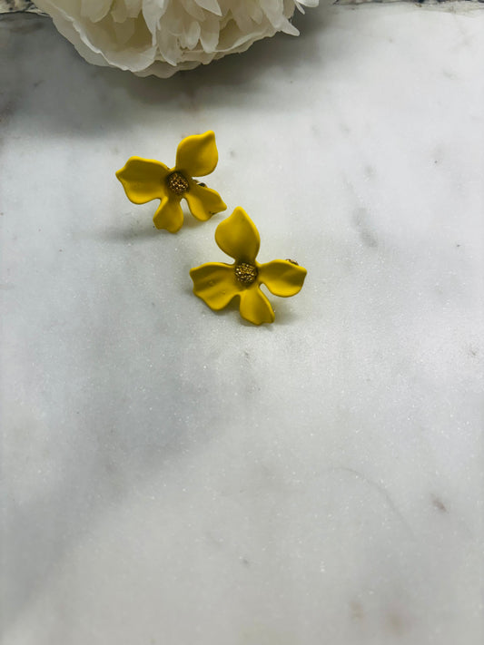 Petal Love Earrings - Yellow