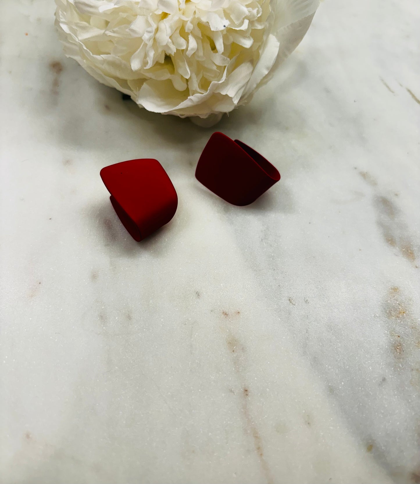 Small Changes Earrings - Red
