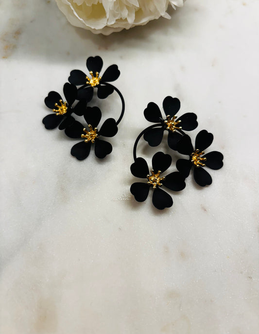My Blooming Season Earrings - Black