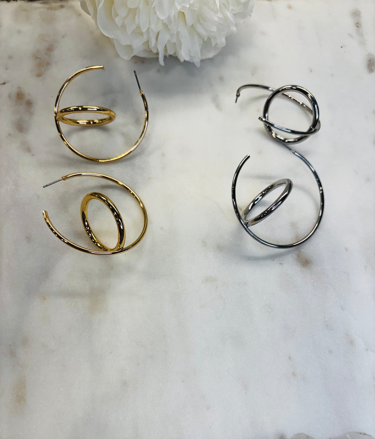 Full Circle Earrings - Gold