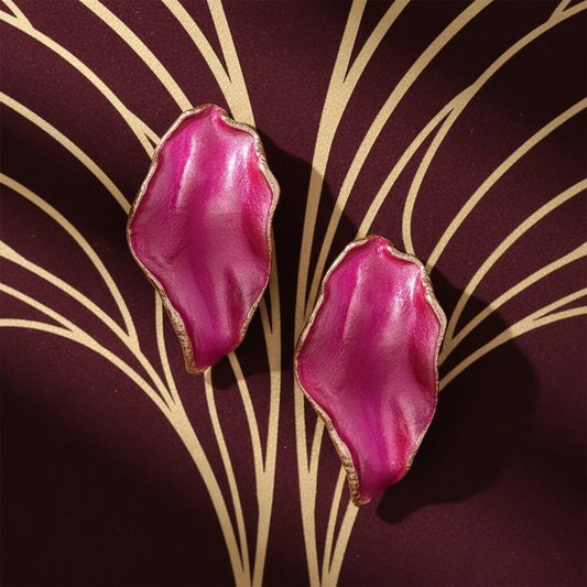 House of eLLe Beautiful Me earrings in rose red with organic petal-like shapes and textured gold-toned edges.